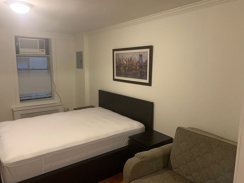 1st image of 252 W 47th St APT 15