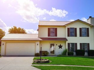 613 Granada Dr, Kendallville, IN