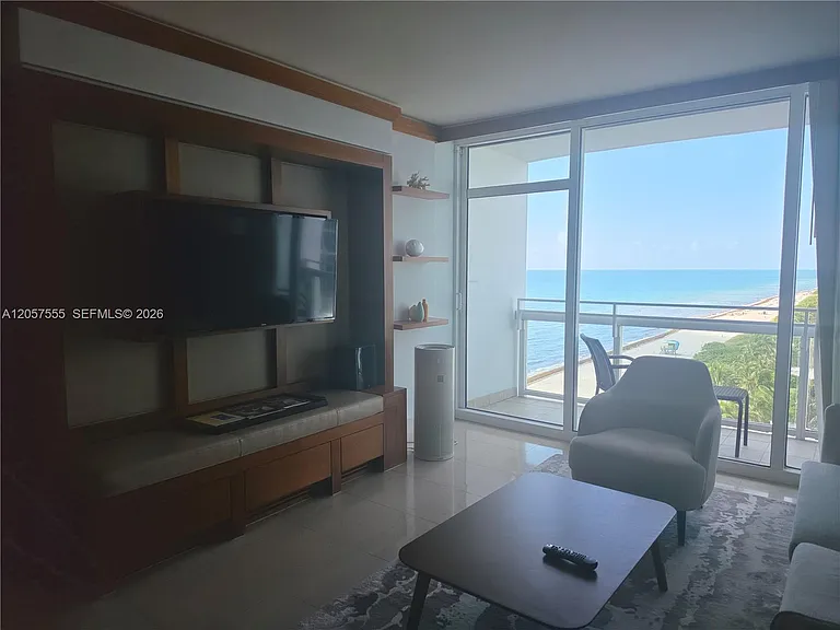 6801 Collins Ave #1020-1006 — Photo 6