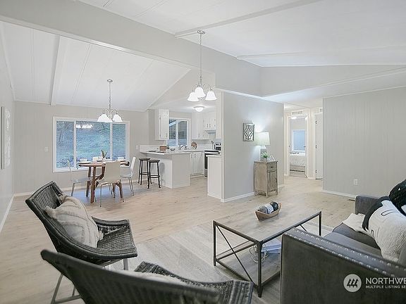5th image of 234 Rollingwood Drive