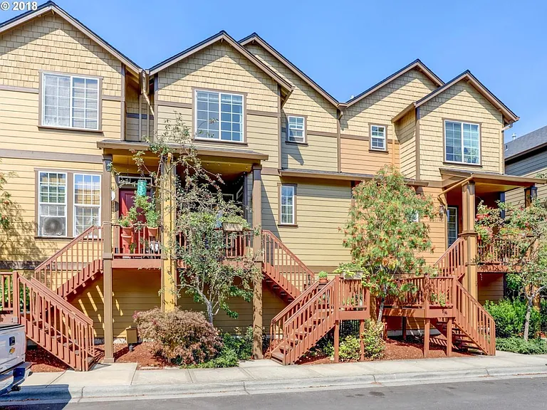 16255 SW Gage Ln — Photo 1