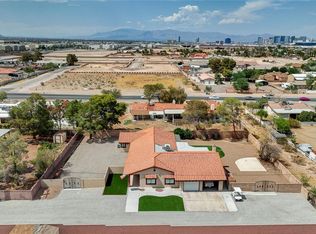 7340 Ullom Dr, Las Vegas, NV 89139