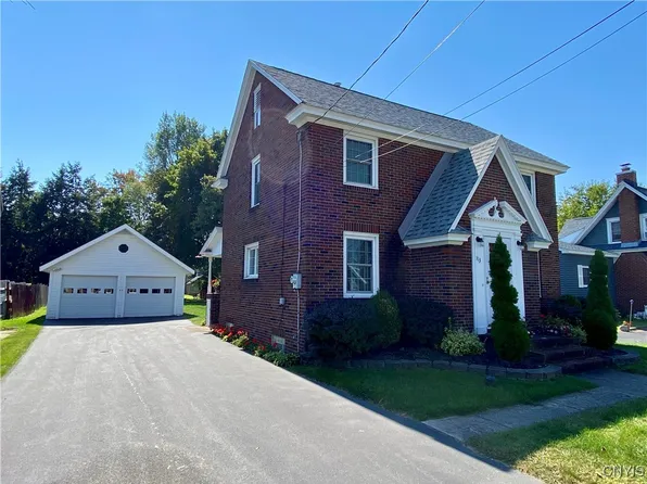 113 Fergerson Ave, North Syracuse, NY 13212