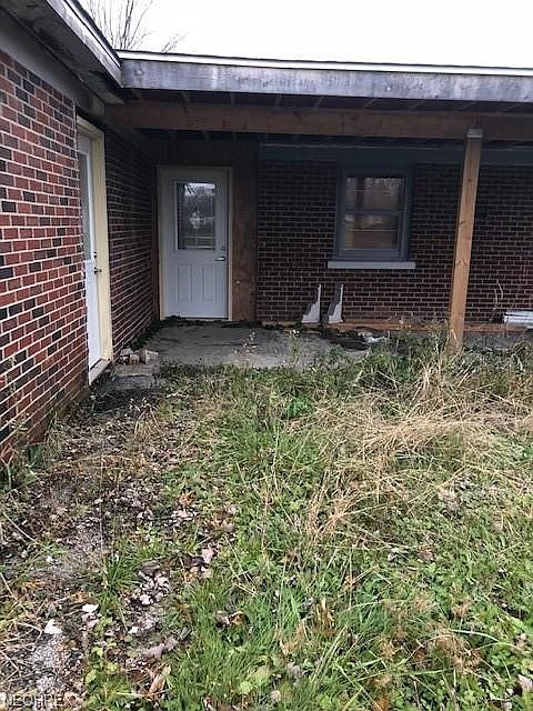 2nd image of 3739 Hoagland Blackstub Rd