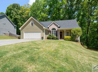 107 Belmont Park Dr, Commerce, GA 30529