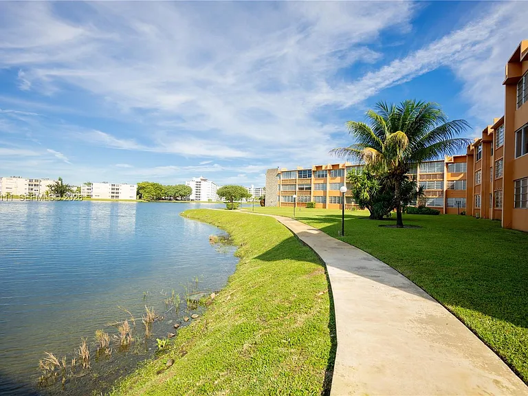 1551 NE Miami Gardens Dr #225 — Photo 19
