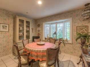 8406 Belinder Rd, Leawood, KS 66206