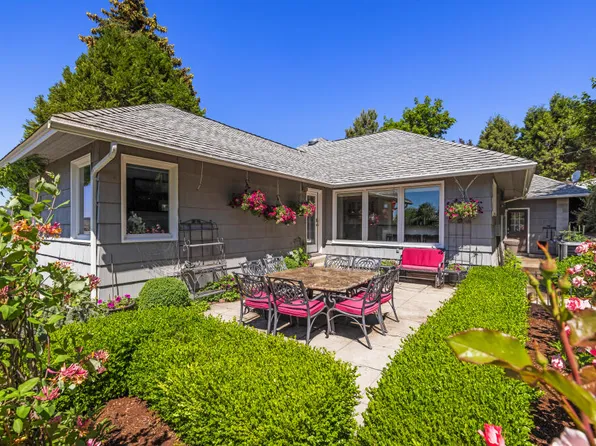 525 Mesa Dr, Klamath Falls, OR 97601