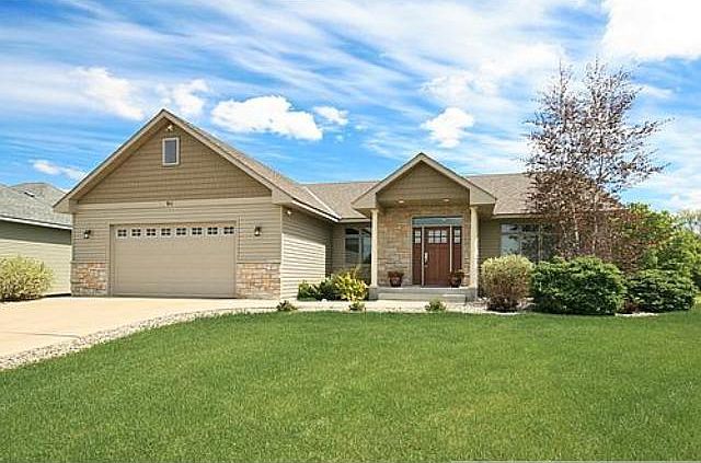 1st image of 911 Acacia Dr