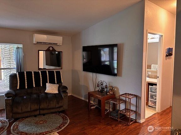 4th image of 121 Atmore Road