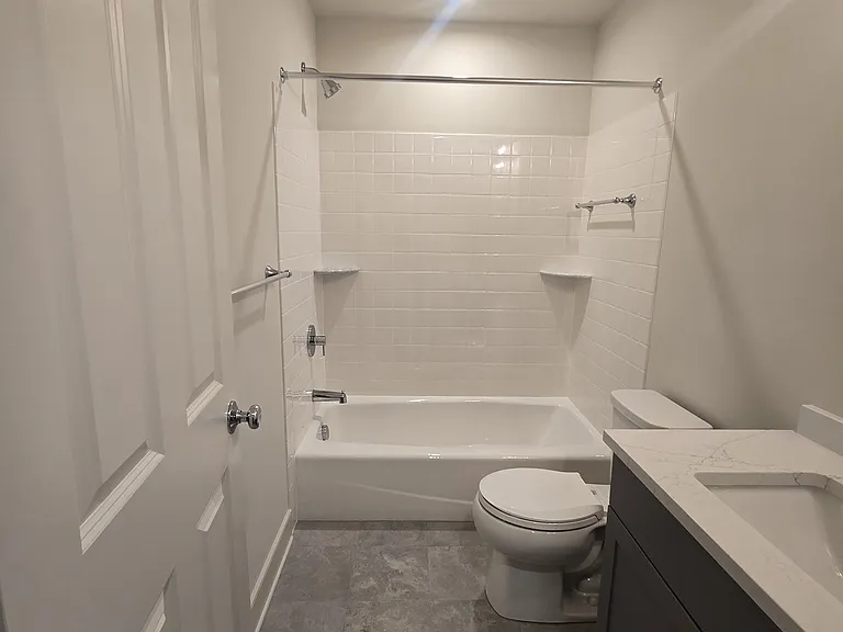 29 Mainland Rd #8 — Photo 10