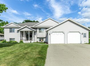 9003 3rd St, Lake Park, MN 56554