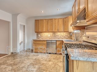 41 Burlington St E #2, Hamilton, ON L8L4G3