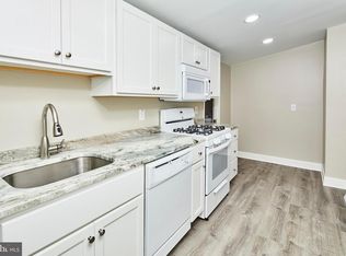 817 4th Ave, Essington, PA 19029