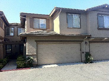1st image of 279 Woodcrest Ln