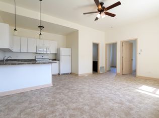 2521 S Albany Ave #1R, Chicago, IL 60623