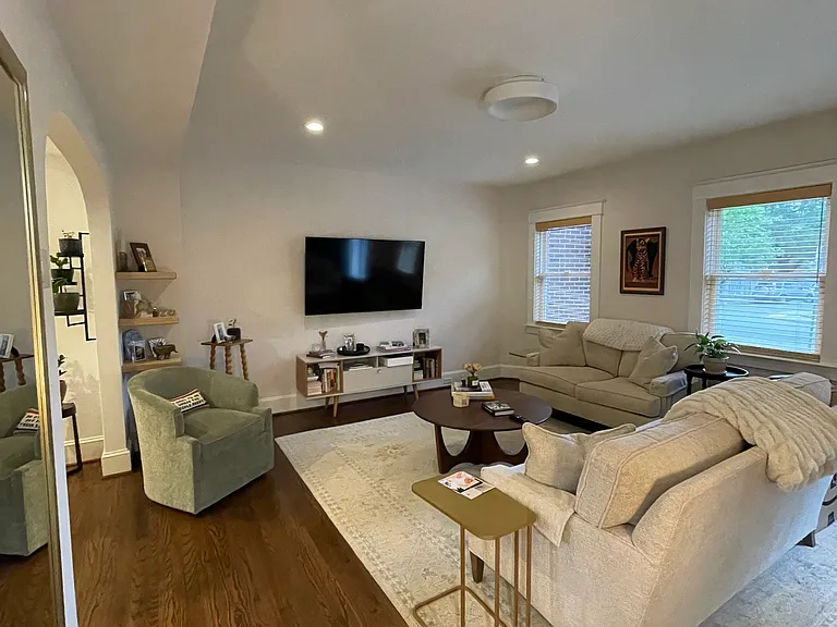 203 Hopkins Rd — Photo 4