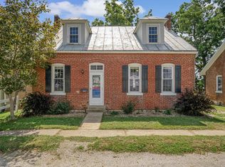 304 Walnut St, Waterloo, IL 62298