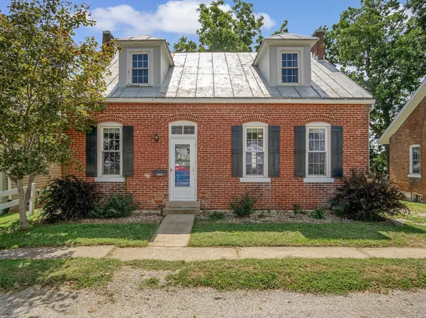 304 Walnut St, Waterloo, IL 62298