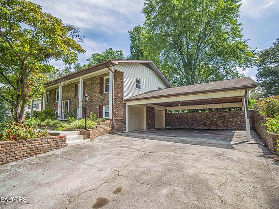 4th image of 628 Woodland Dr