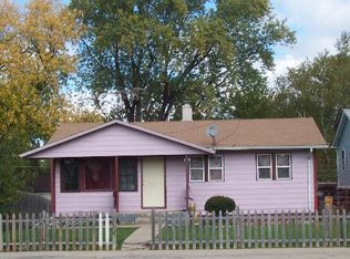 1606 14th St, Waukegan, IL 60085
