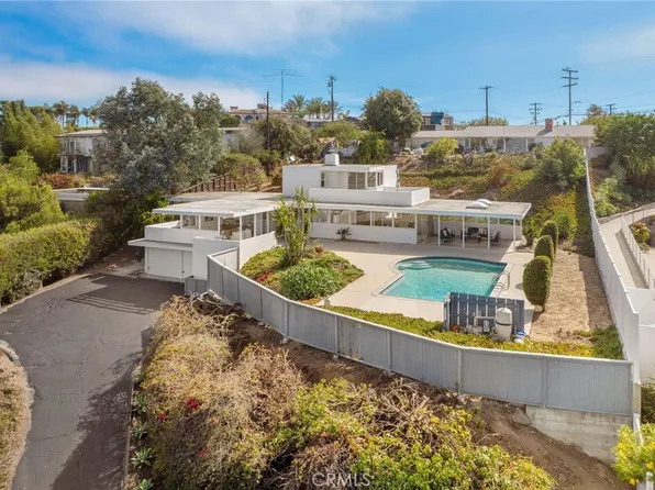 1142 Ronda Dr, Manhattan Beach, CA 90266