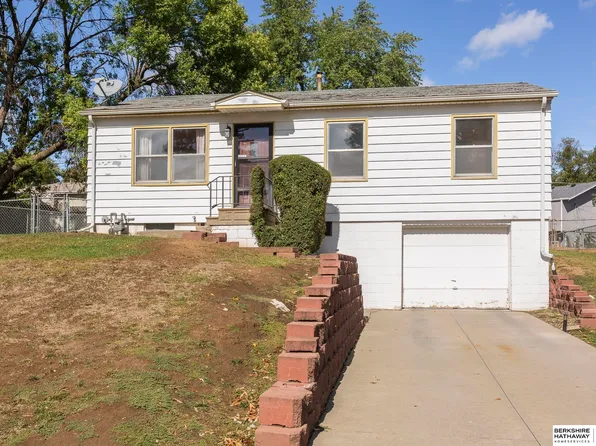 7522 Joseph Ave, La Vista, NE 68128