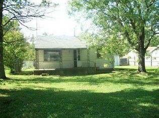 708 Patterson Rd, Columbus, IN 47203