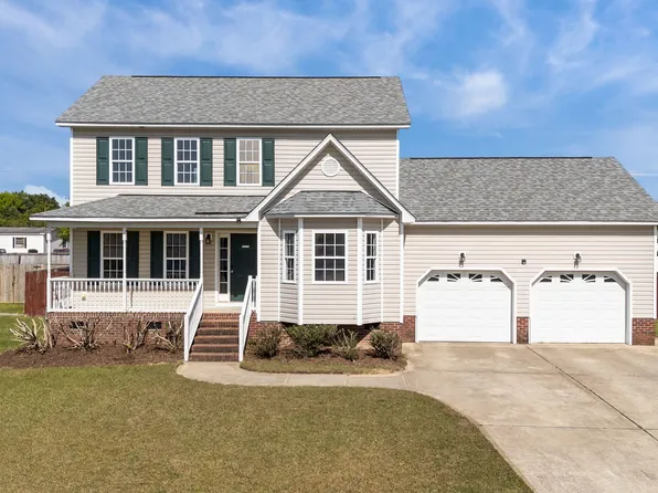 137 Woodglen Dr, Clayton, NC 27527