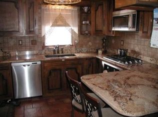 46 Ogden St, Springfield, MA 01151