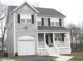 1633 Sandy Hollow Cir, Baltimore, MD 21221