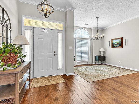 4th image of 69 Harrison Hill Ct