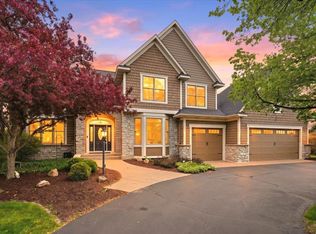 257 Troon Ct, Hudson, WI 54016