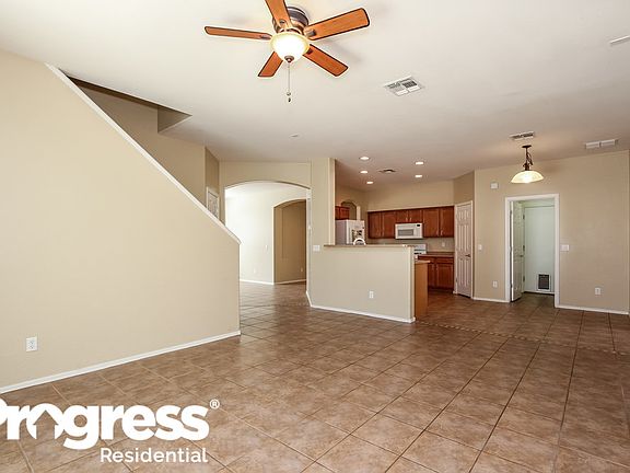 3rd image of 3211 W Languid Ln