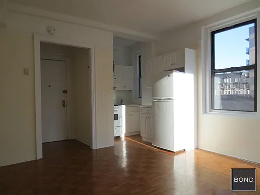 Rented by Bond New York | media 24