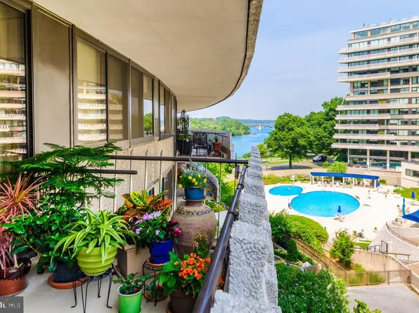 700 New Hampshire Ave NW #510, Washington, DC 20037