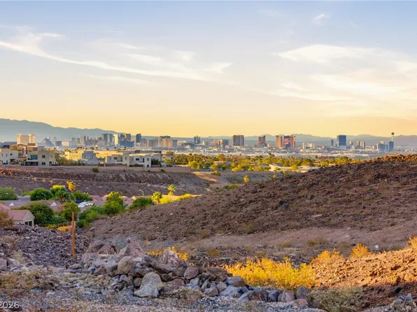 Canyon Highlands Dr, Henderson, NV 89052