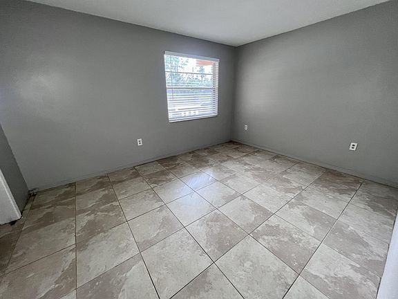 1ST BEDROOM