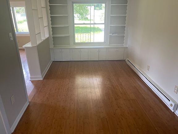 4th image of 205 Bowman Ave