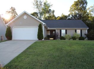 2715 Creek Bend Ct, Graham, NC 27253