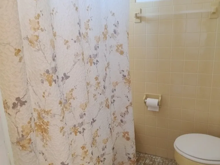 521 Madison St #6 — Photo 9
