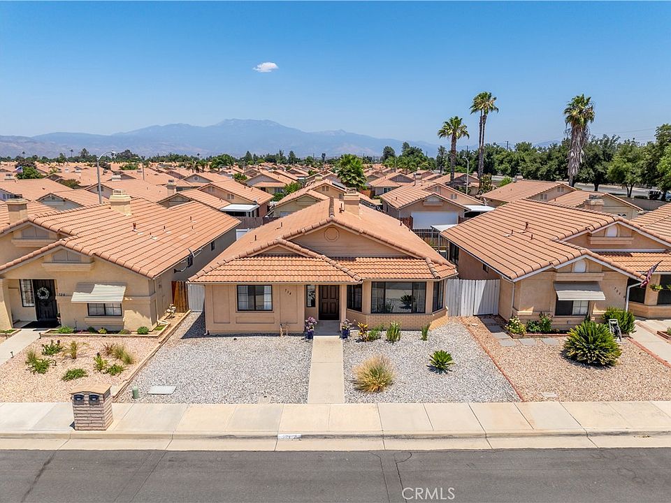 1st image of 714 Via Casitas Dr
