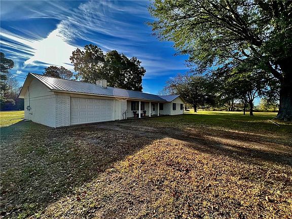 3rd image of 4361 S Park Dr