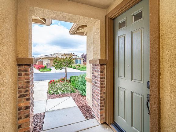 2nd image of 9269 Red Thistle Ct
