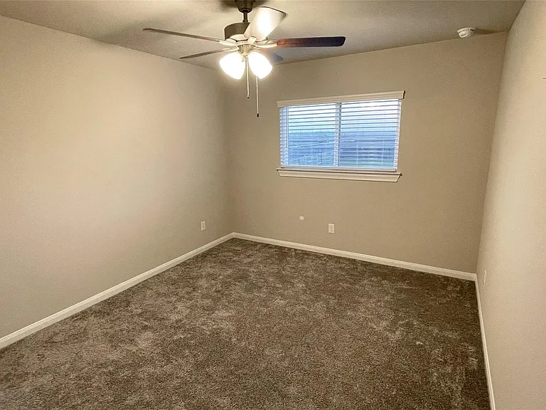 5802 Golden Peak Ln — Photo 14