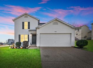 404 Carrollton Dr, Wentzville, MO 63385