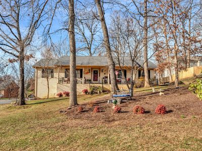 87 Queen Regent Ct, Blue Ridge, VA, 24064