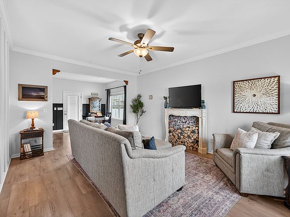 3rd image of 4006 Brazelton Way