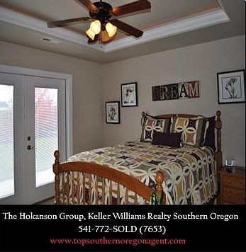 4th image of 456 N De Anjou Ave