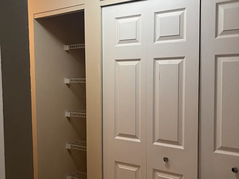 829 W Puetz Rd #6 — Photo 12